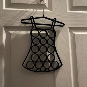 Scarf hanger